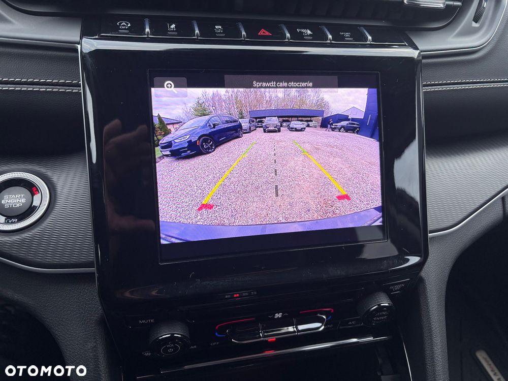 Jeep Grand Cherokee 3.6 V6 Pentastar 4WD Automatik Laredo - 38