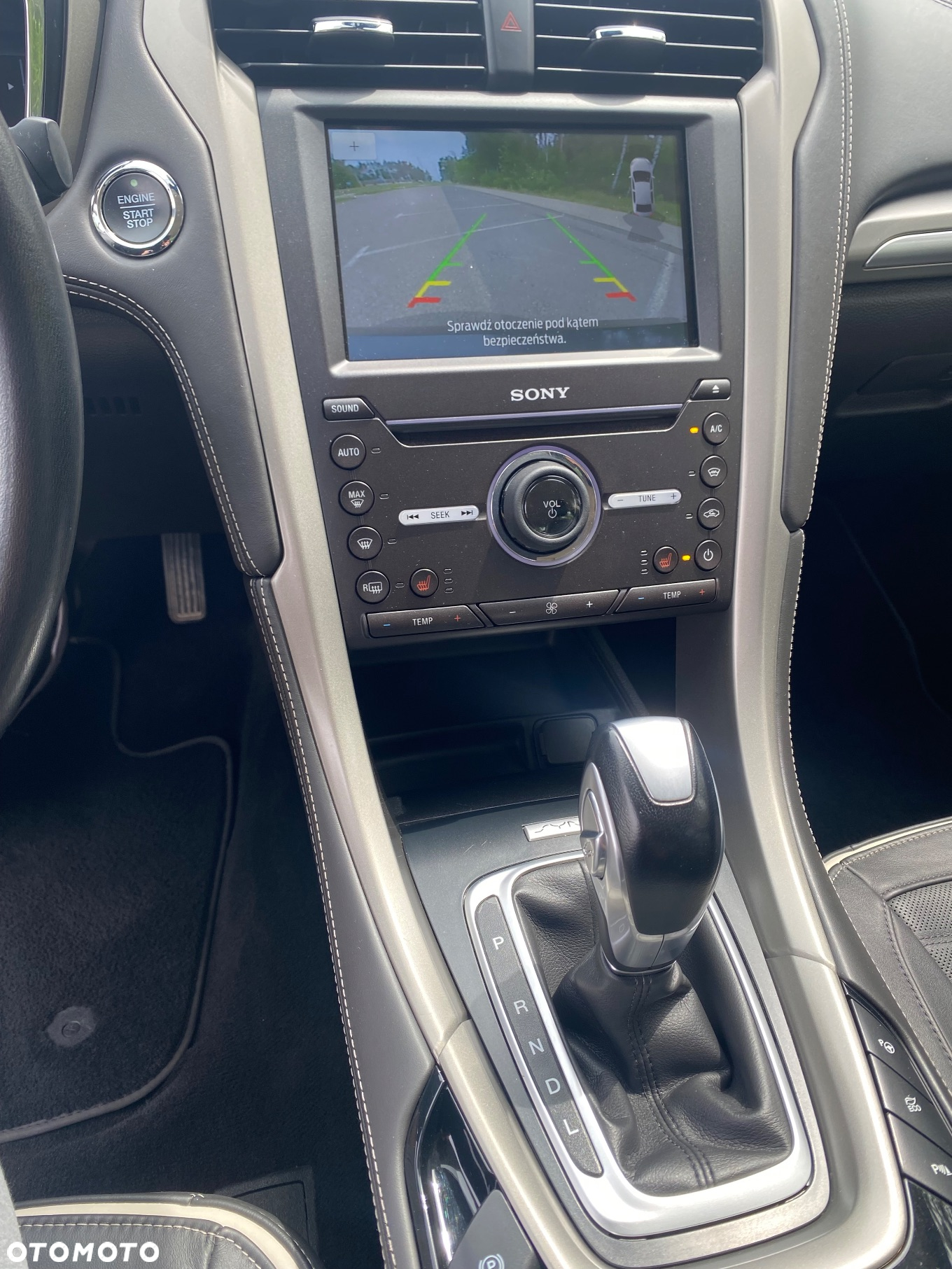 Ford Mondeo Vignale 2.0 Hybrid - 20