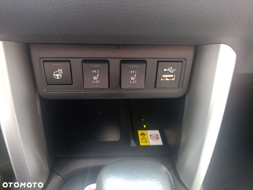 Toyota Corolla Cross 2.0 Hybrid Premiere Edition - 18