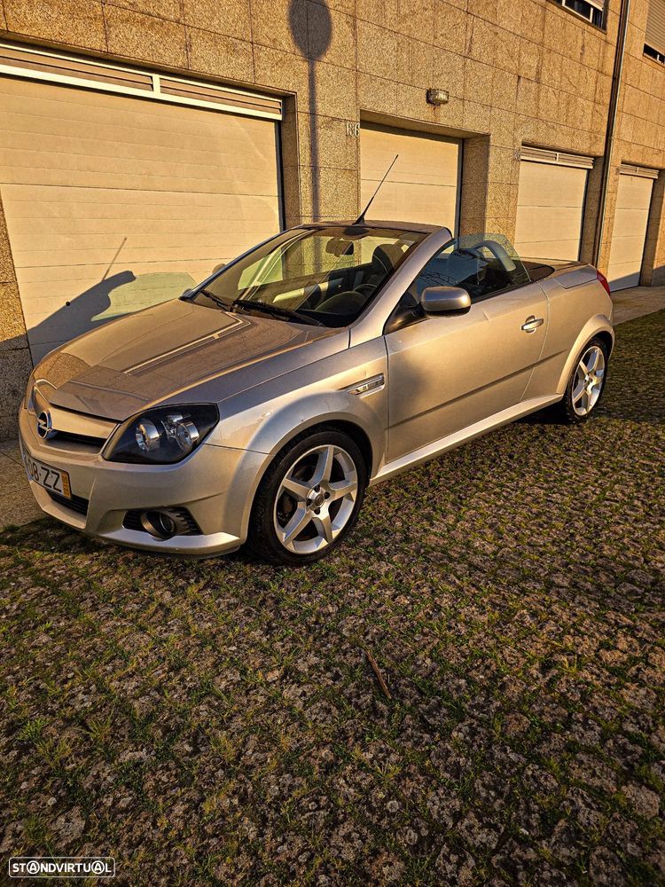 Opel Tigra TwinTop 1.3 CDTi - 2