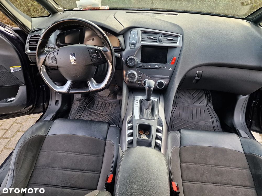 DS Automobiles DS 5 - 6