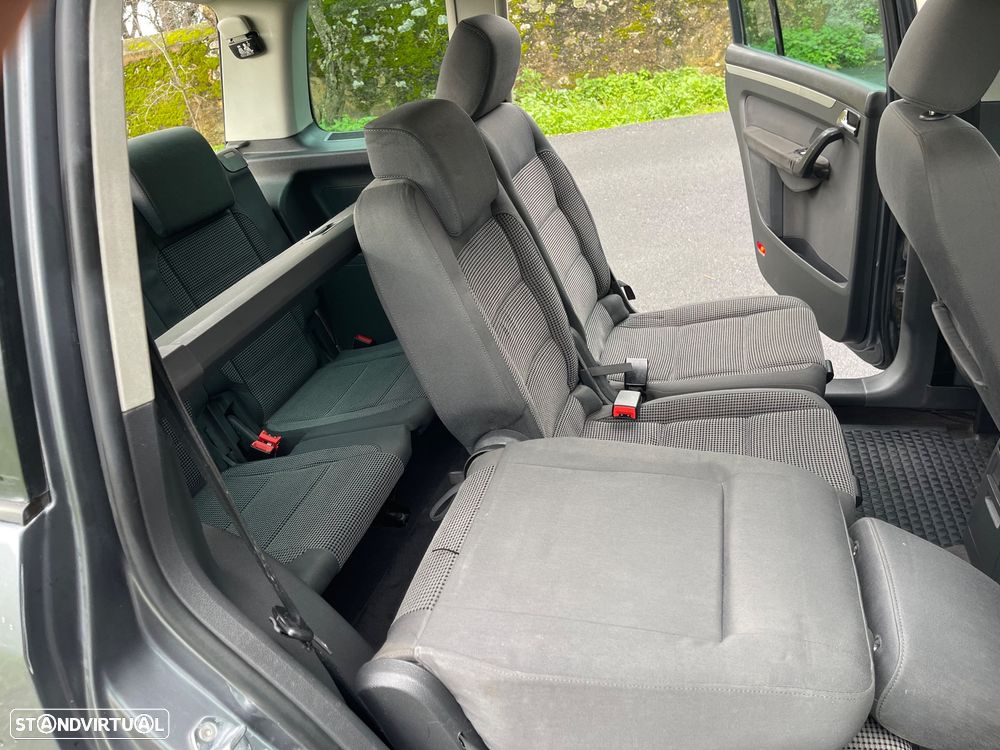 VW Touran 2.0 TDI Highline EC 7L - 12