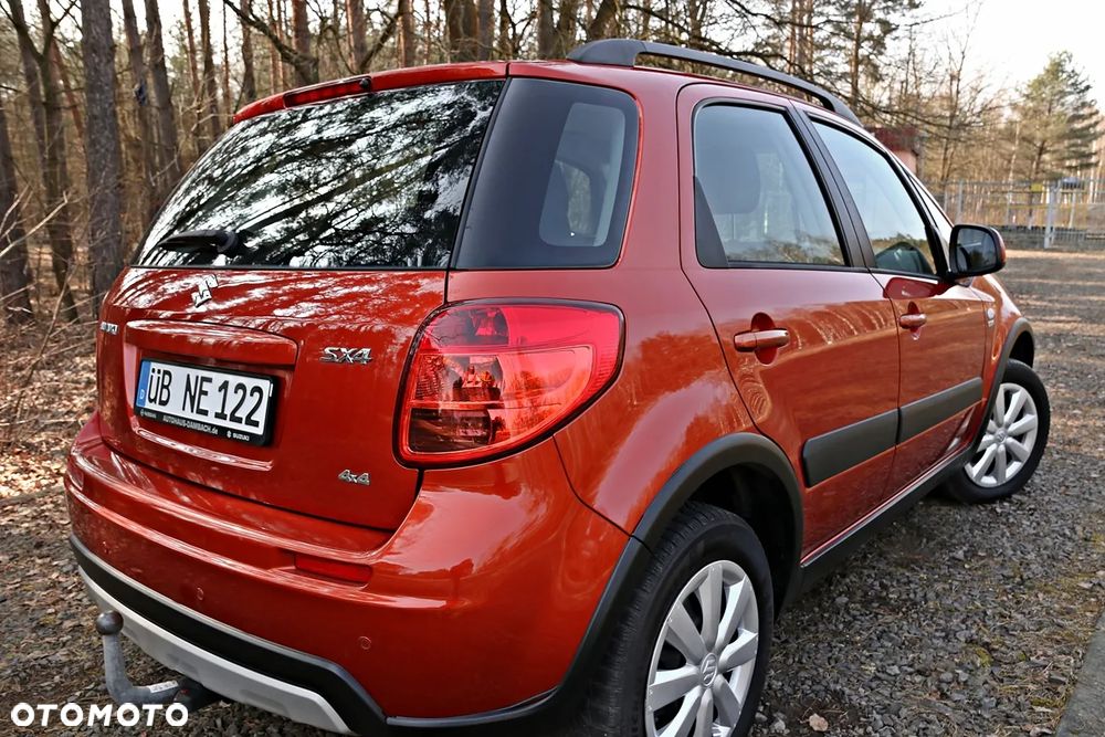 Suzuki SX4 2.0 DDiS 4x4 Style - 23