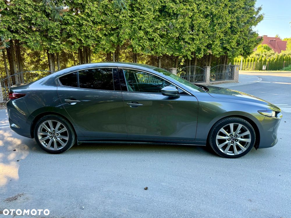 Mazda 3 - 4