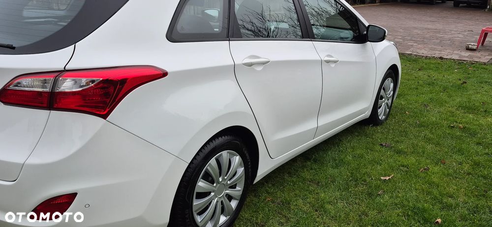 Hyundai i30 i30cw 1.6 CRDi blue Classic - 12