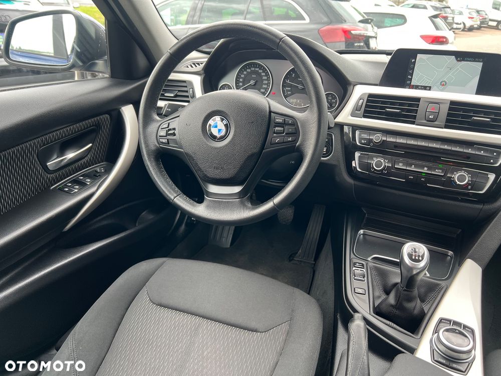 BMW Seria 3 318i Edition Luxury Line Purity - 19