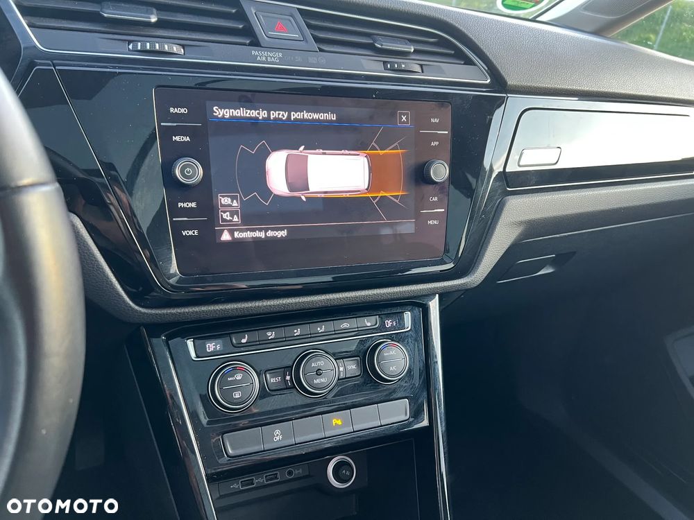 Volkswagen Touran 1.5 TSI ACT OPF DSG Highline - 37