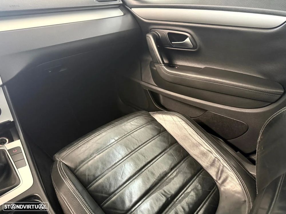 VW Passat CC 2.0 TDi BlueMotion - 18