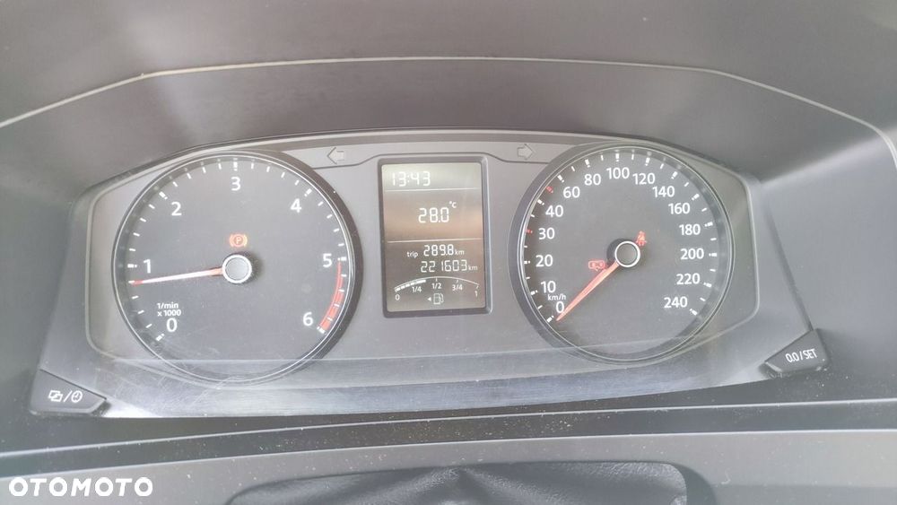 Volkswagen Transporter - 27