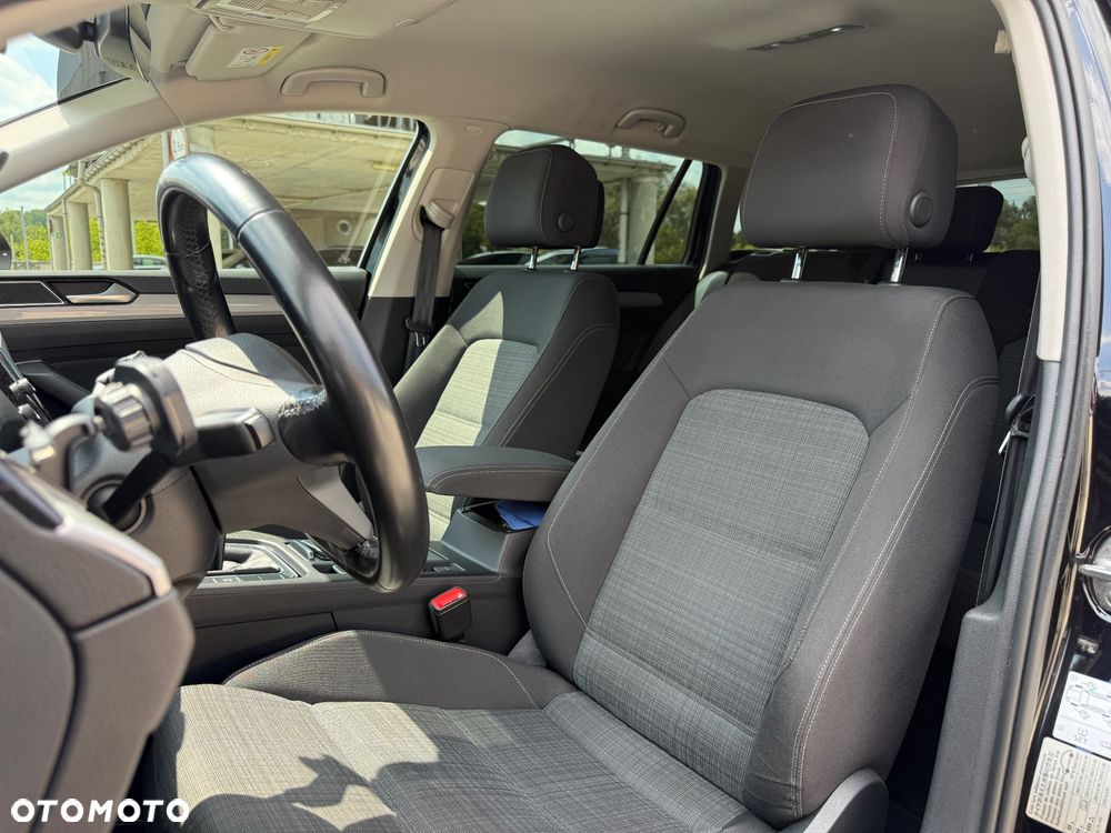Volkswagen Passat 2.0 TDI EVO Business - 10