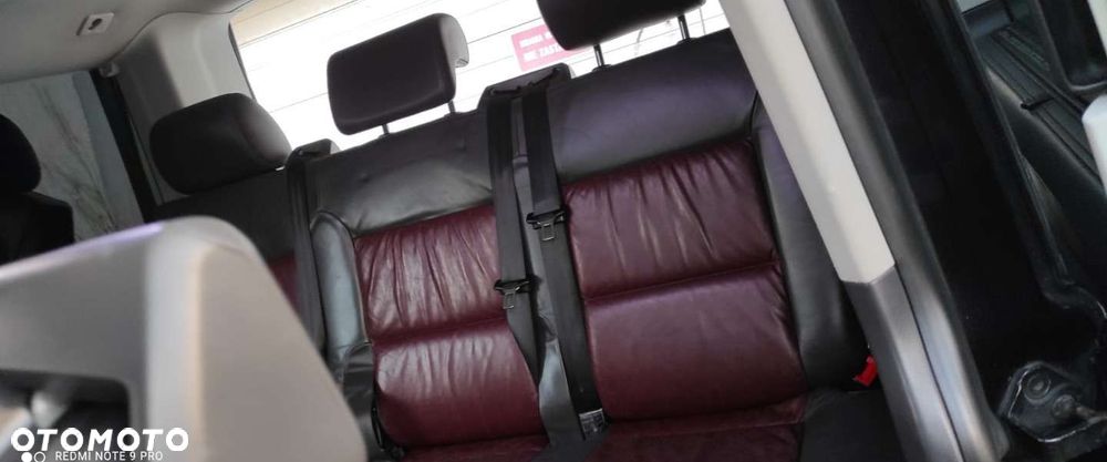 Volkswagen Multivan - 31