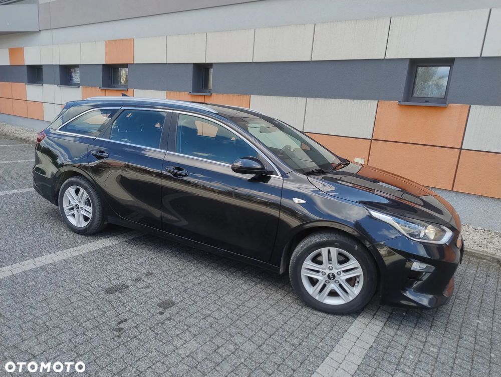 Kia Ceed 1.6 CRDi Platinum Edition - 2