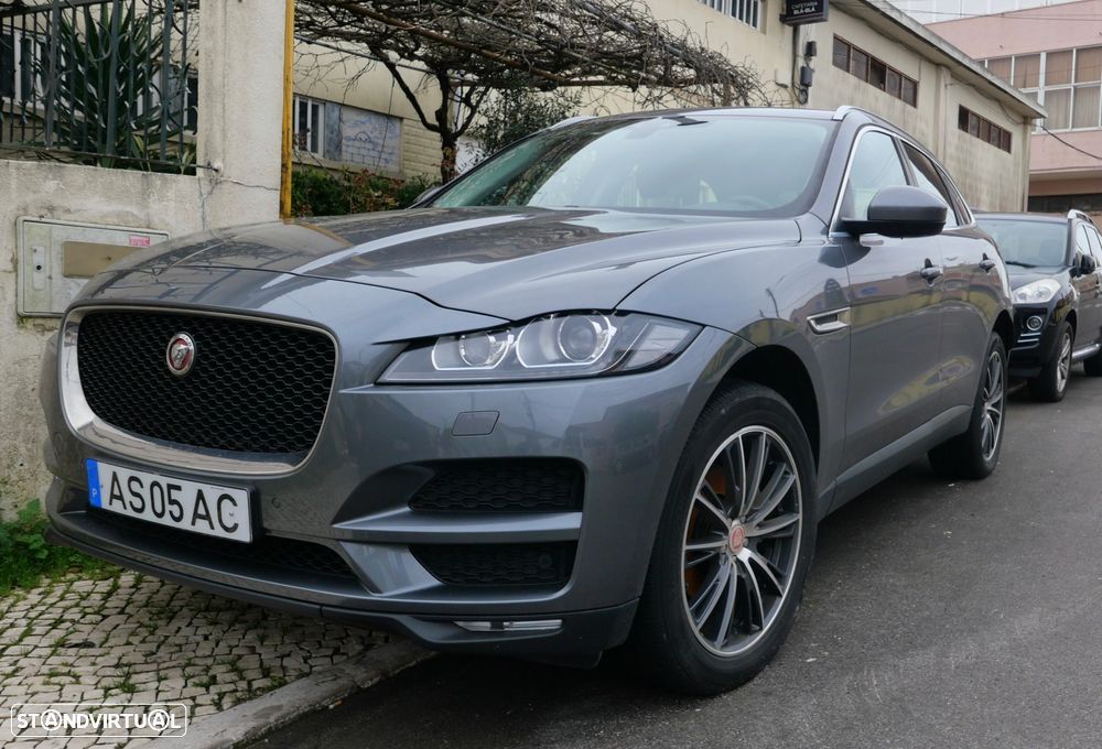 Jaguar F-Pace - 1