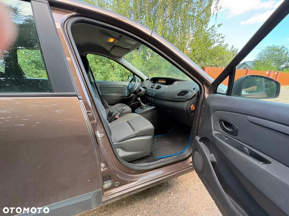 Renault Scenic 1.5 dCi Tech Run - 11