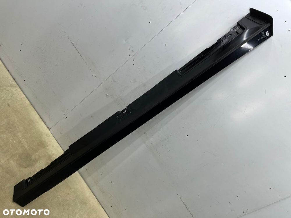 Nakładka progu Mazda 3 IV BP 19r.- prawa listwa progowa zewnętrzna prawy próg bcjh-51p41 - 1
