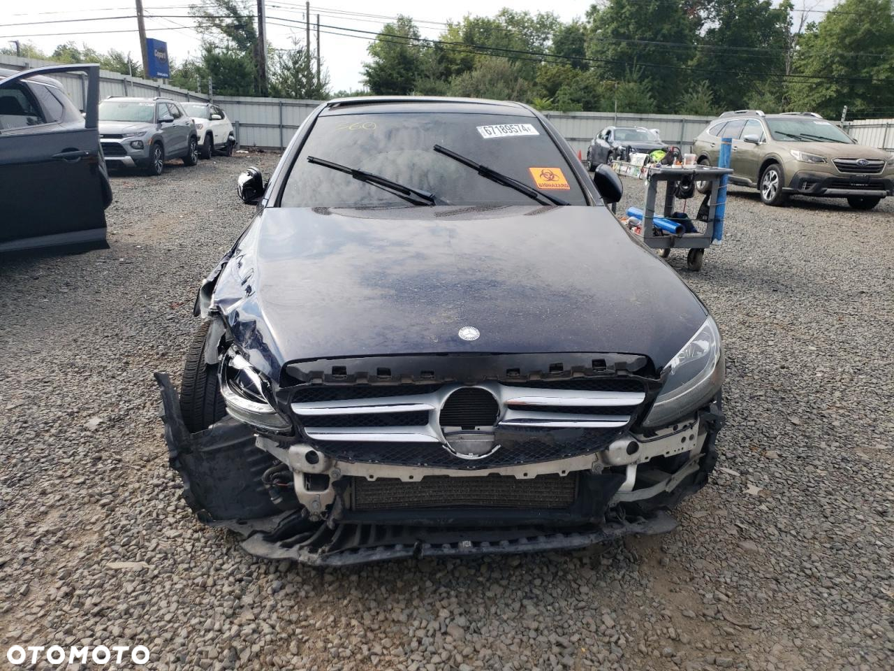Mercedes-Benz Klasa C 300 7G-TRONIC - 5