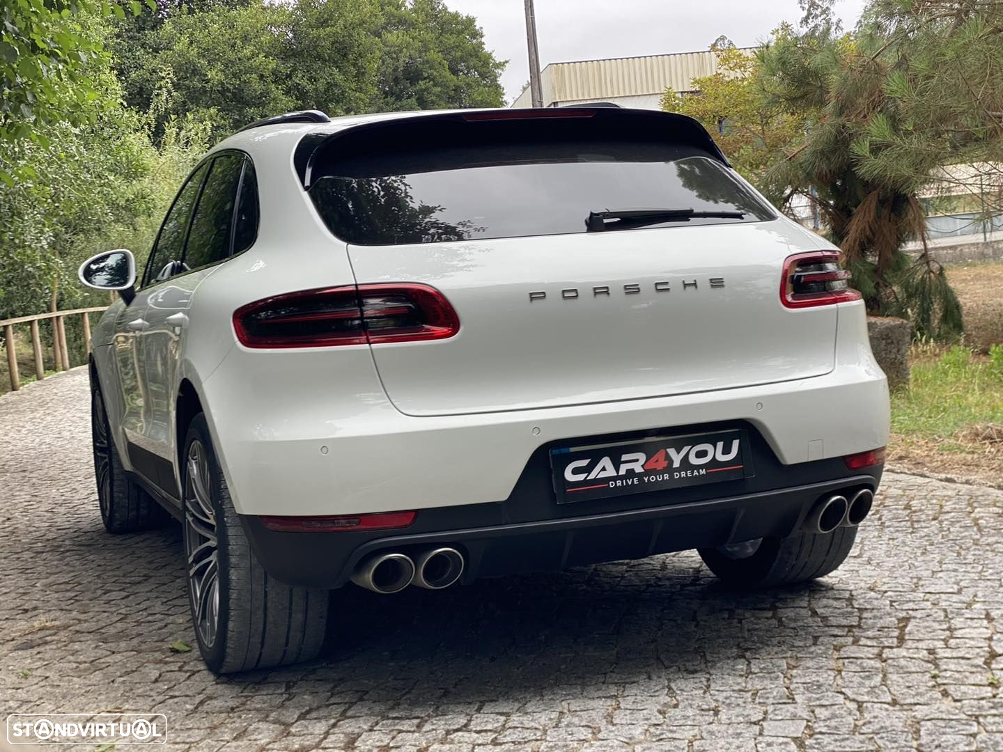 Porsche Macan S - 16