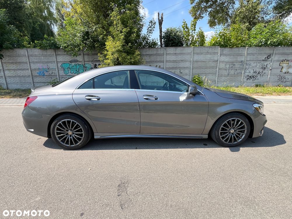 Mercedes-Benz CLA 250 4-Matic AMG Line - 18
