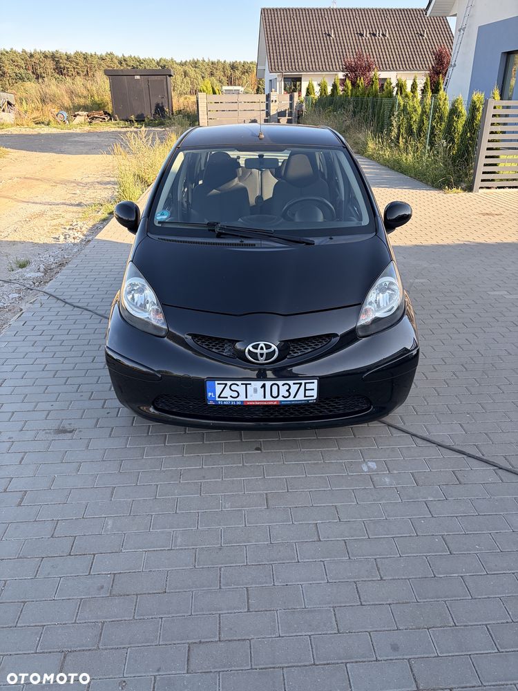 Toyota Aygo - 2