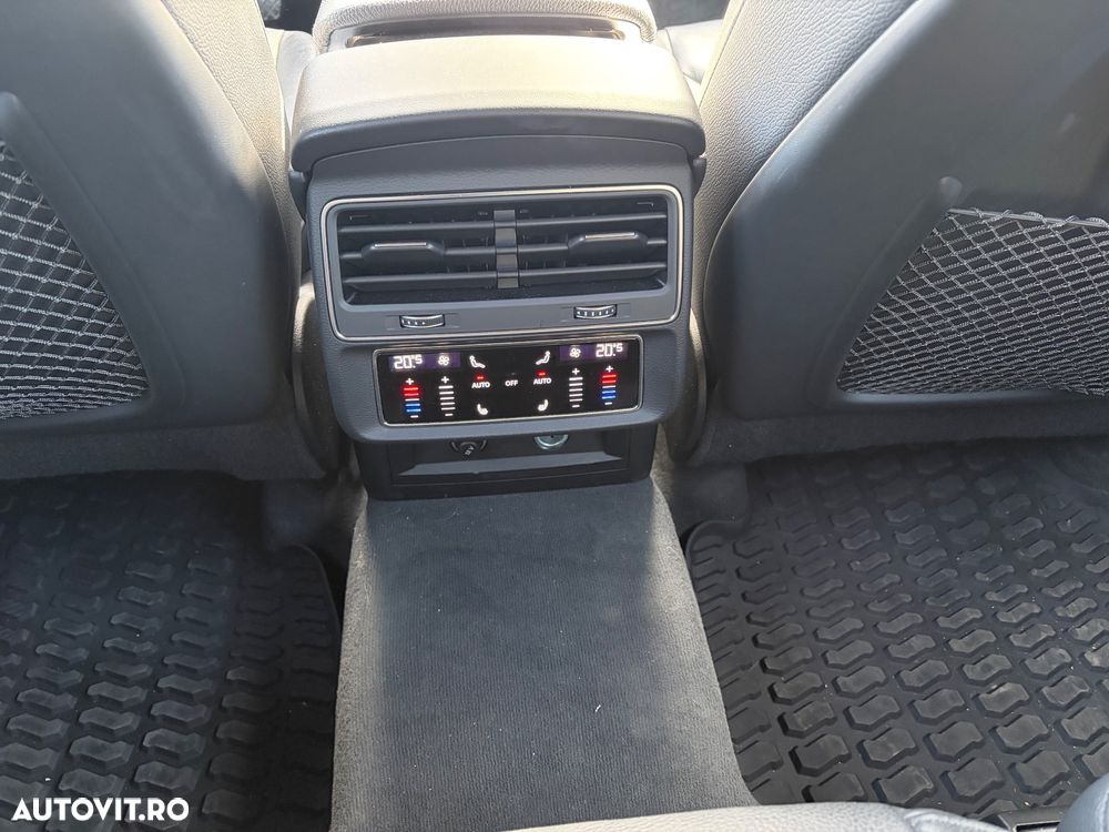 Audi Q7 55 TFSI quattro Tiptronic S line - 11