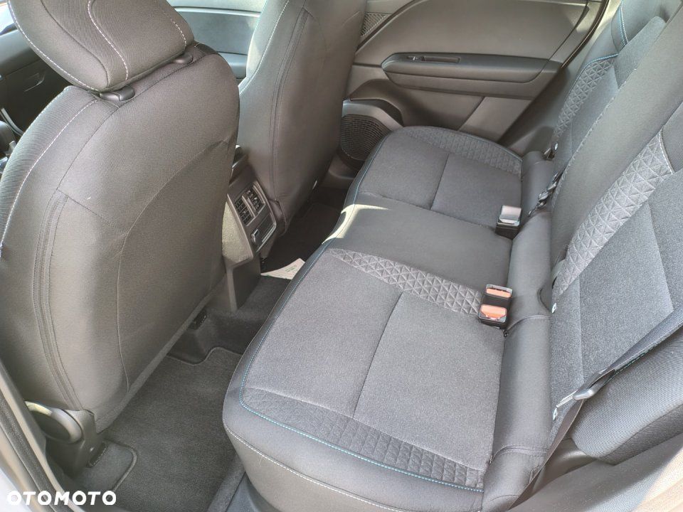 Mitsubishi ASX - 8