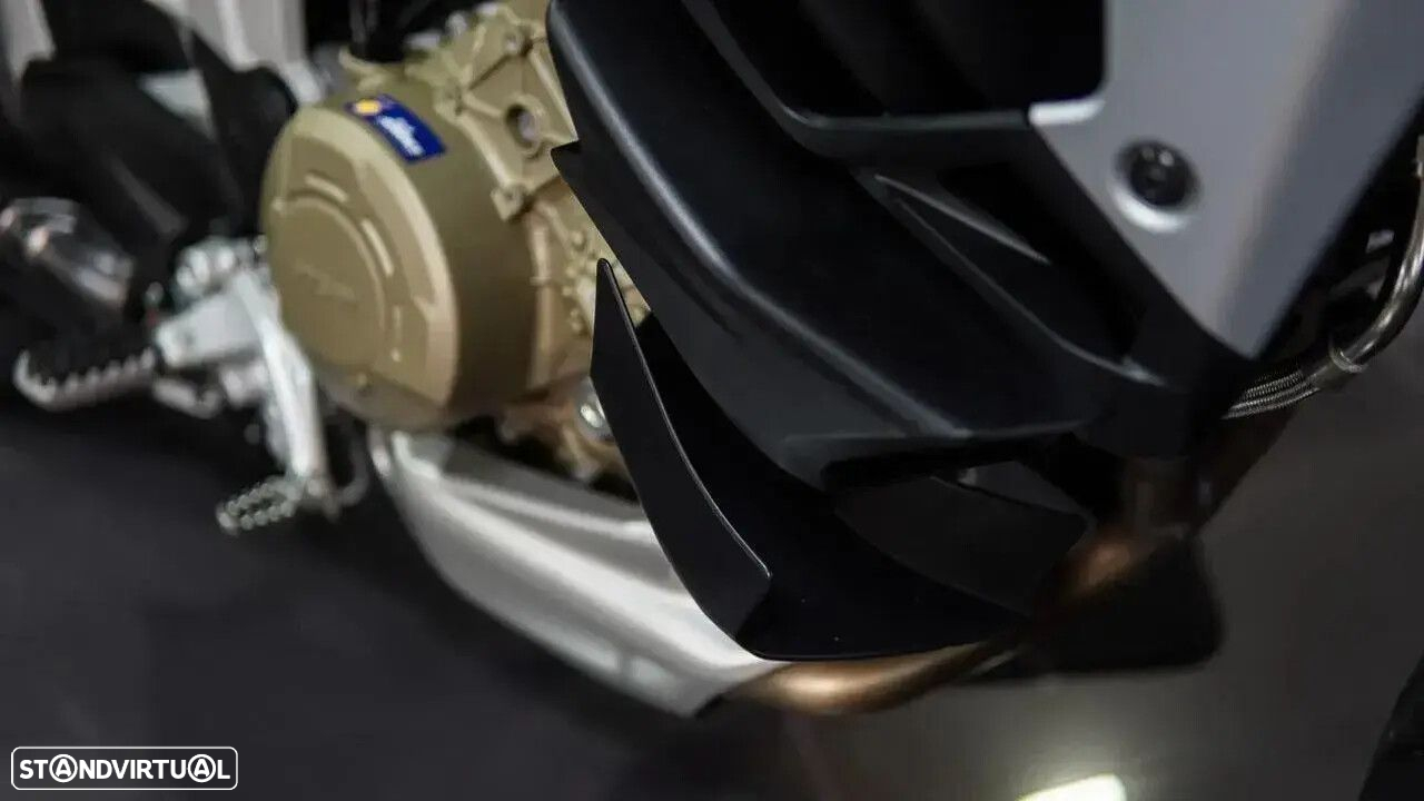 Ducati Multistrada - 40