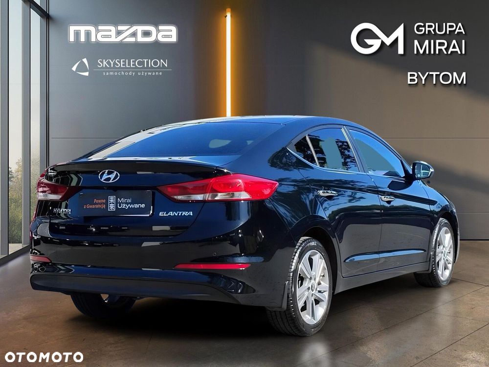 Hyundai Elantra 1.6 CRDi Style - 6