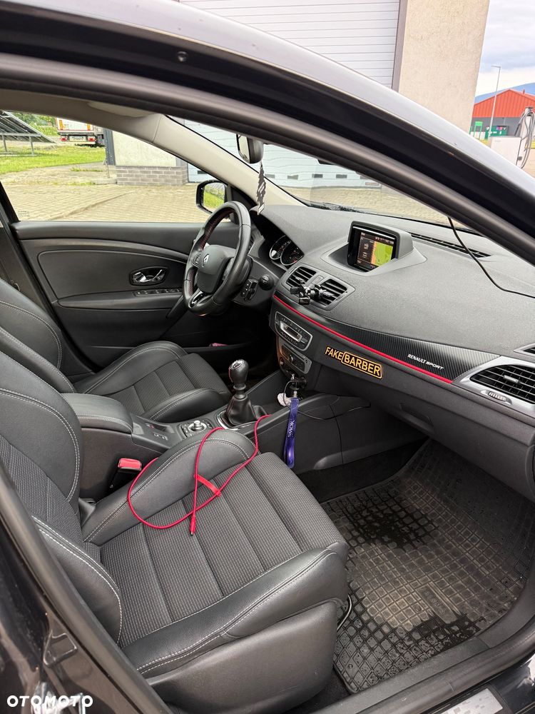Renault Megane TCe 220 Start & Stop GTline 220 - 19