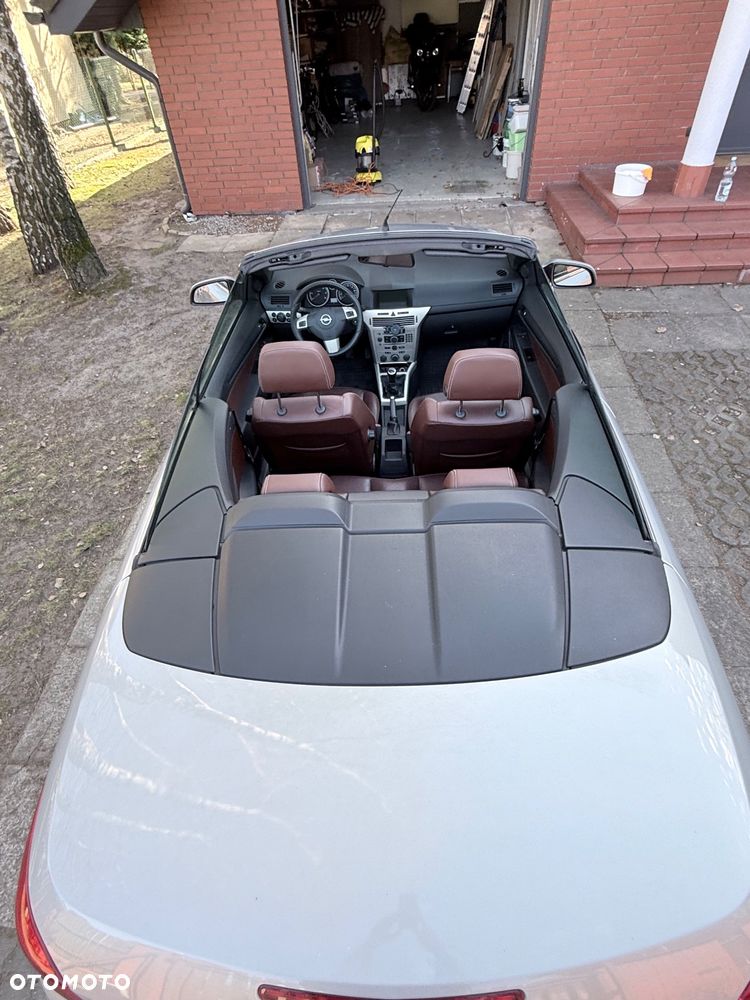 Opel Astra 1.9 CDTI DPF Cosmo - 10