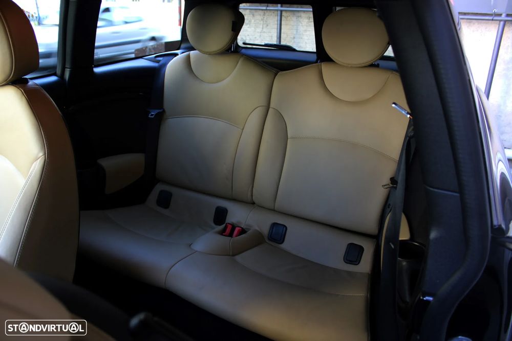 MINI Clubman John Cooper Works - 23