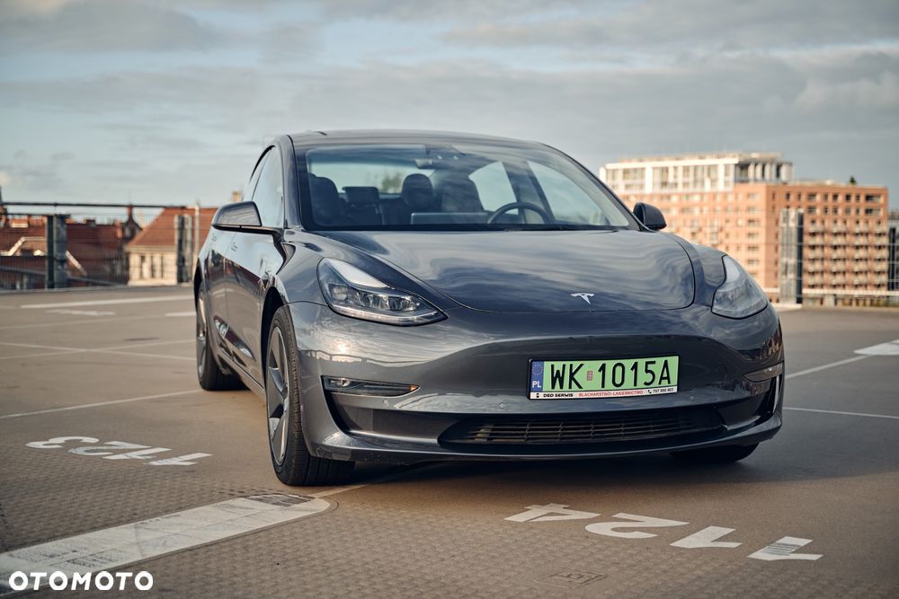 Tesla Model 3 Long Range AWD - 8