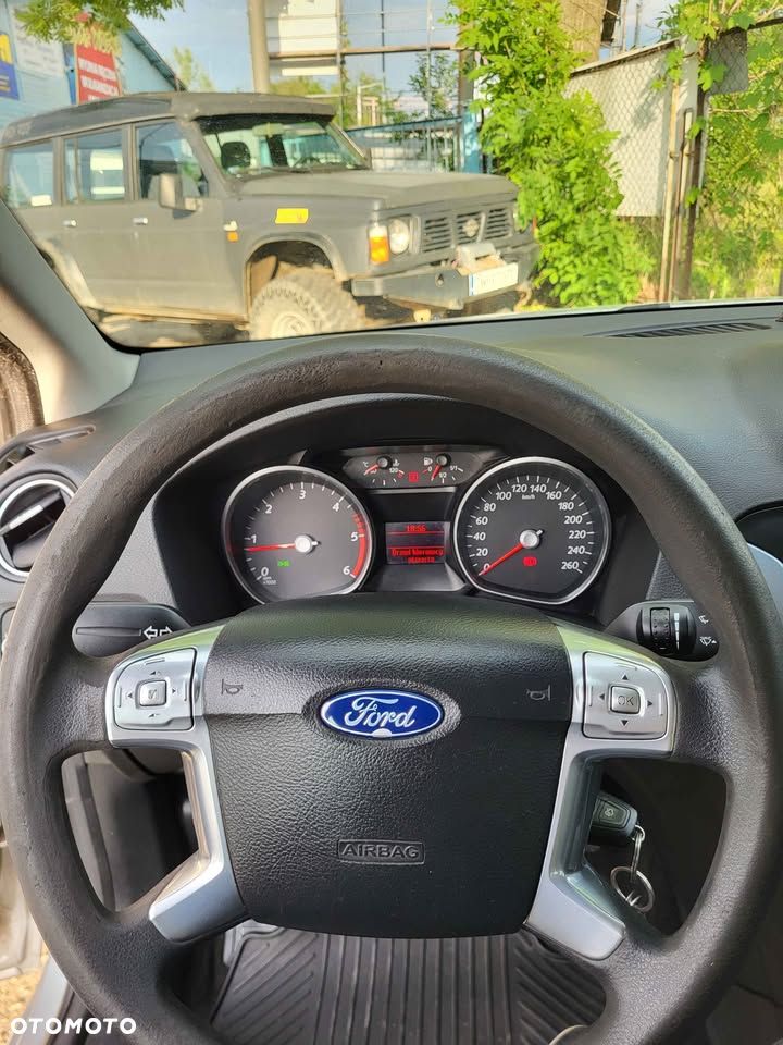 Ford Mondeo - 11