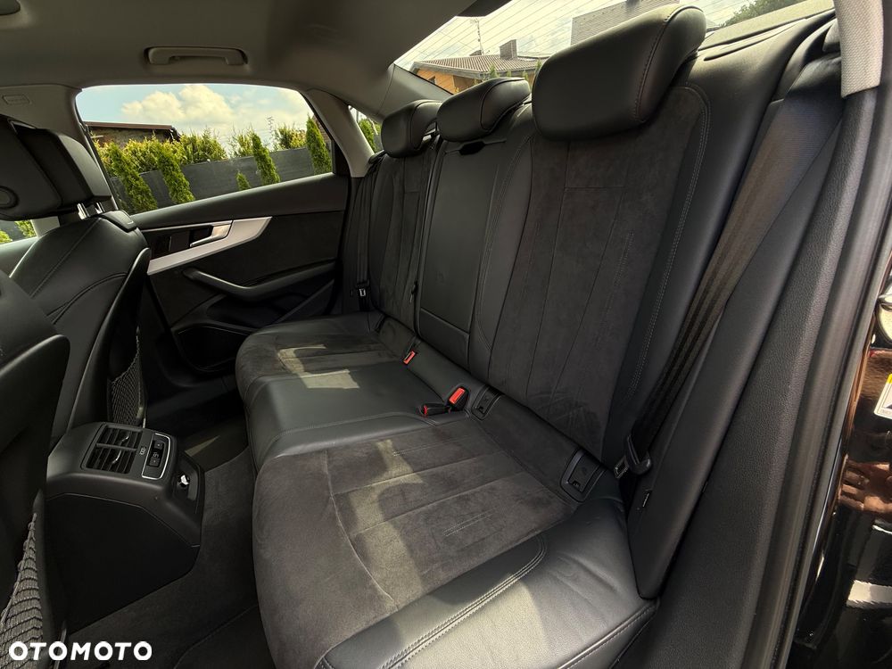 Audi A4 Limousine 45 TFSI mHEV Quattro Advanced S tronic - 34