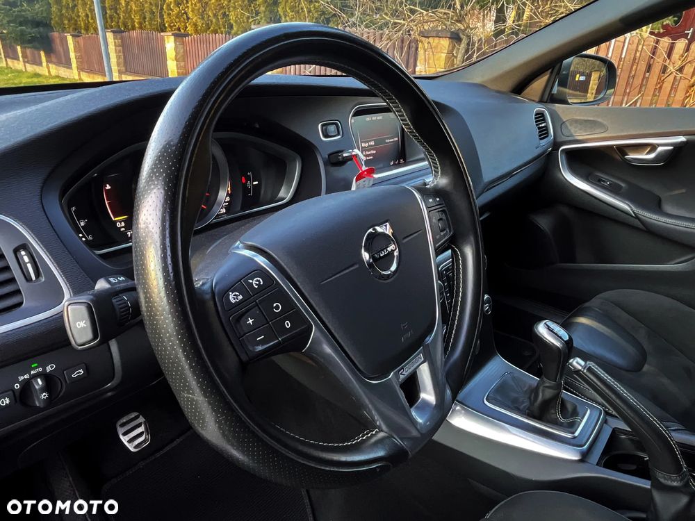 Volvo V40 D2 RDesign - 24