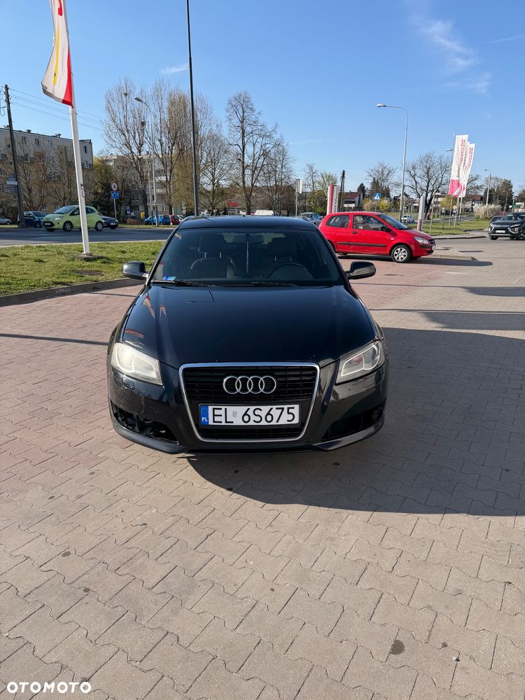 Audi A3 Sportback - 1