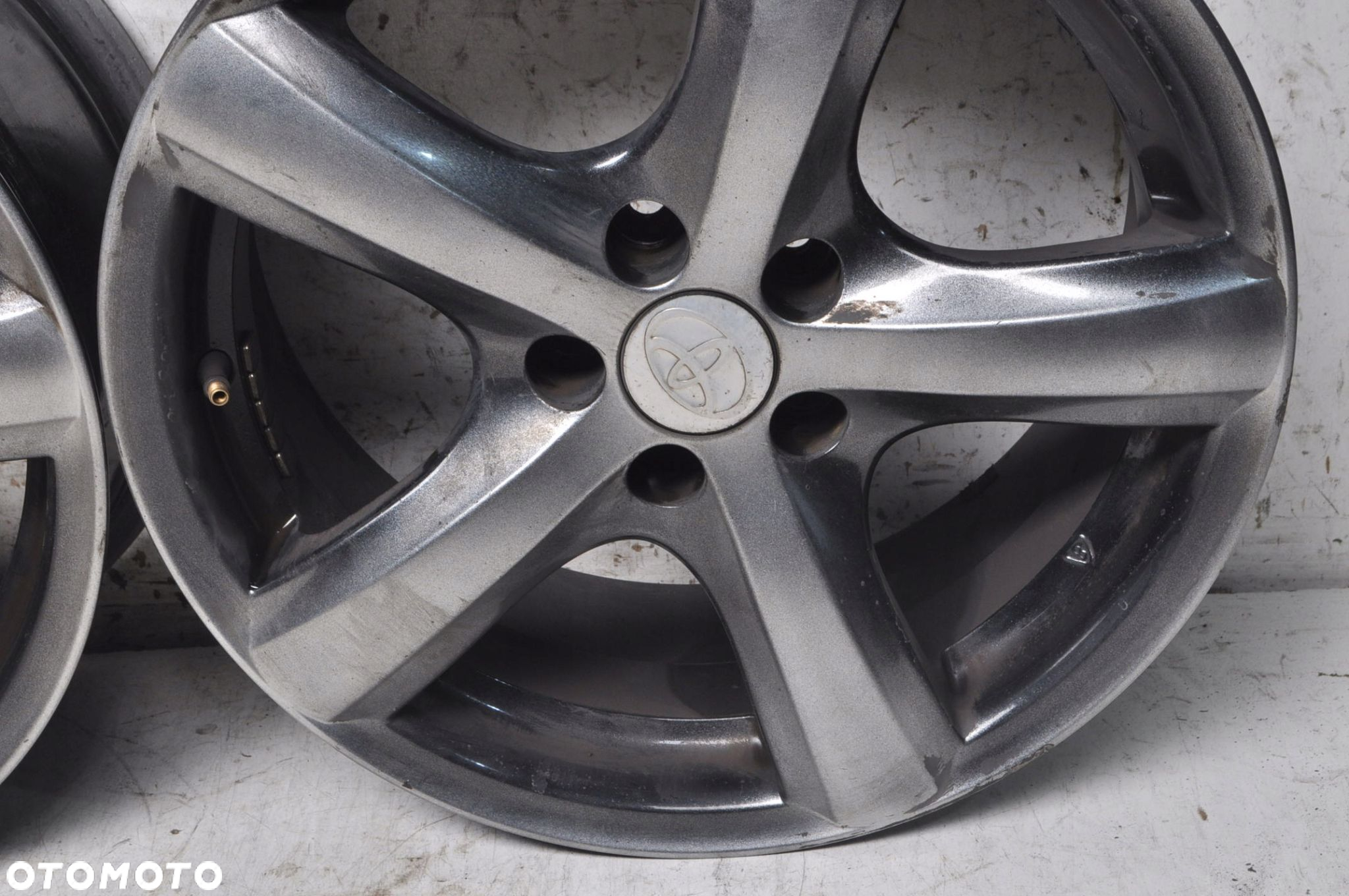 TOYOTA ATT VW SKODA AUDI FELGI ALUMINIOWE 5X112 R16 ATT640 KOMPLET - 4
