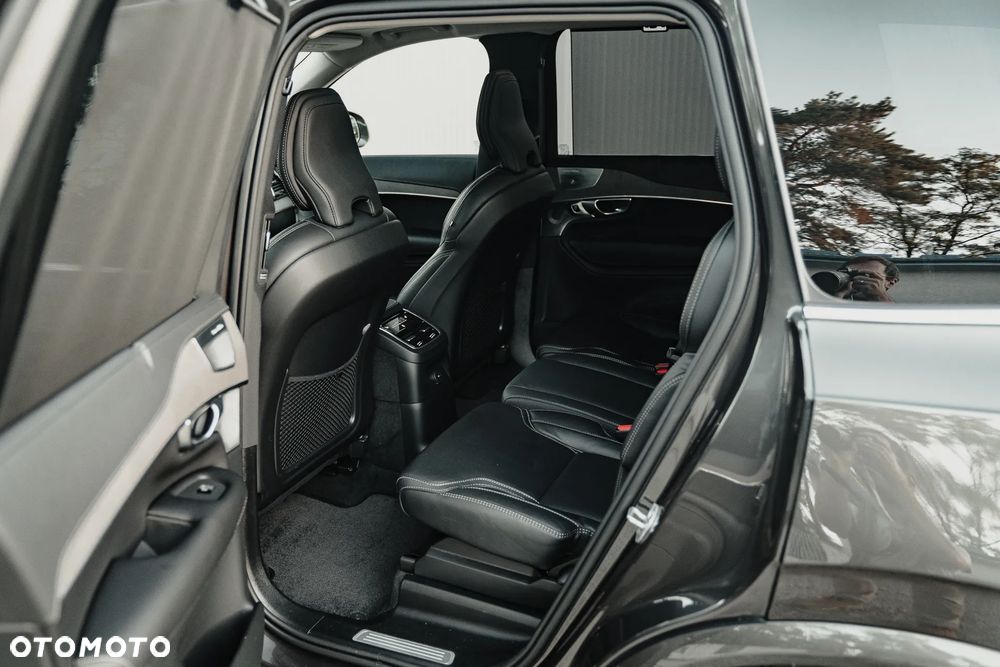 Volvo XC 90 T8 AWD Recharge Geartronic Inscription Edition - 28