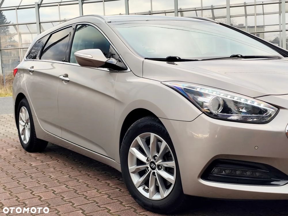 Hyundai i40 Kombi blue 1.7 CRDi DCT Style - 13