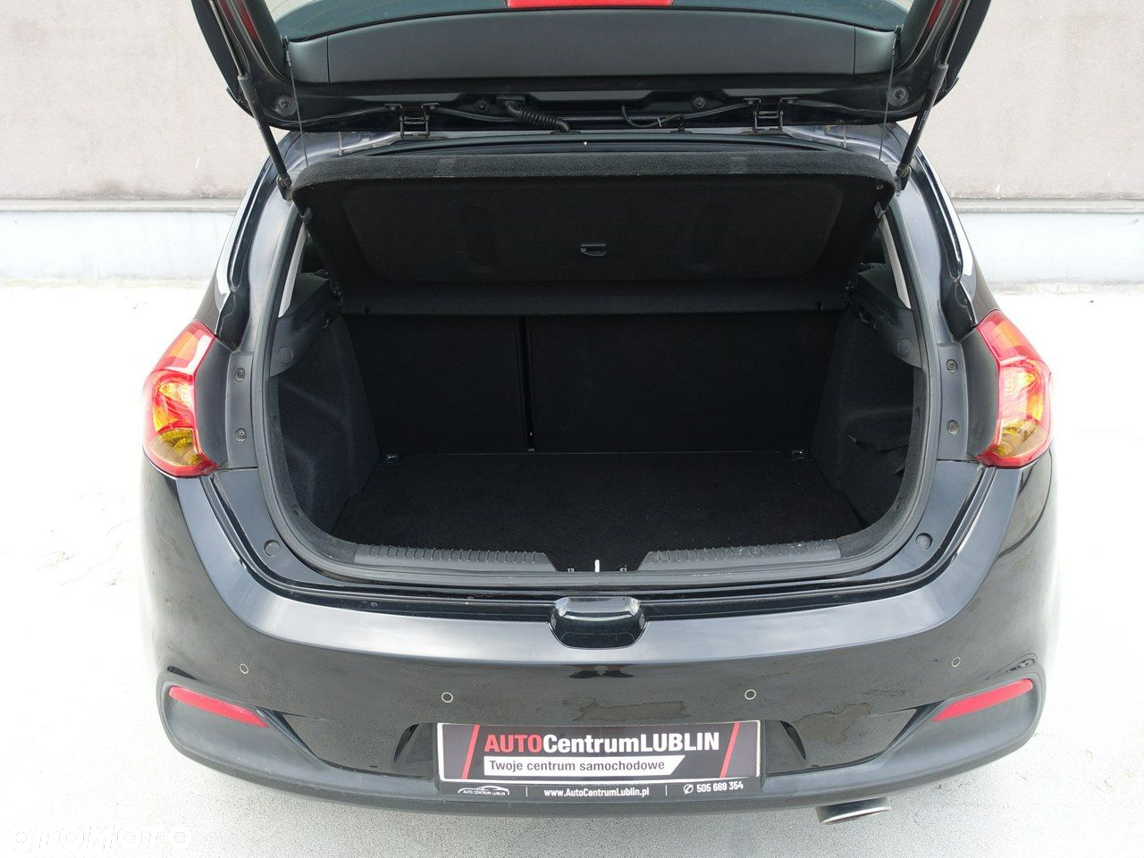 Kia Ceed 1.6 CRDi 128 Spirit - 27