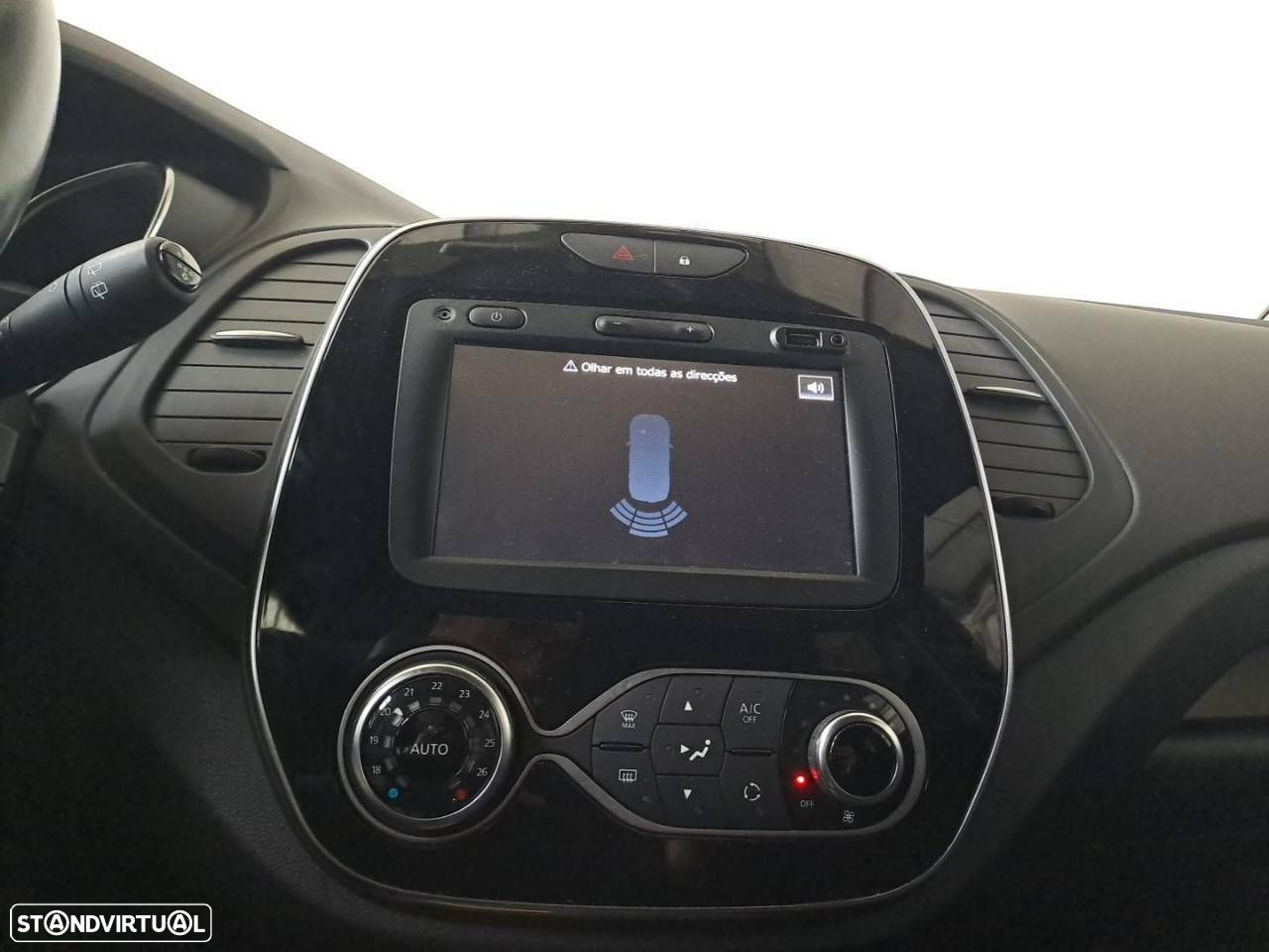 Renault Captur 1.5 dCi Exclusive - 24