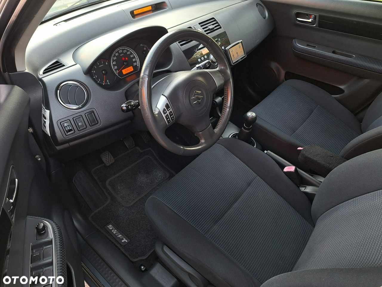 Suzuki Swift - 9