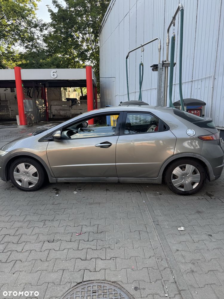 Honda Civic - 4