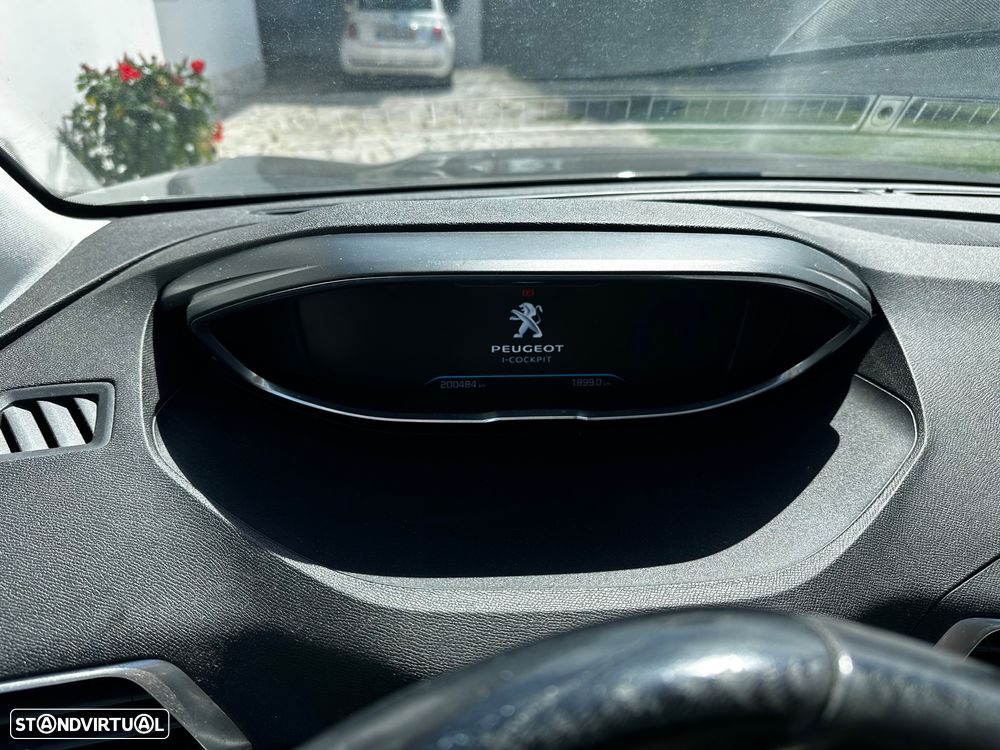Peugeot 5008 BlueHDI 130 EAT8 Active - 1