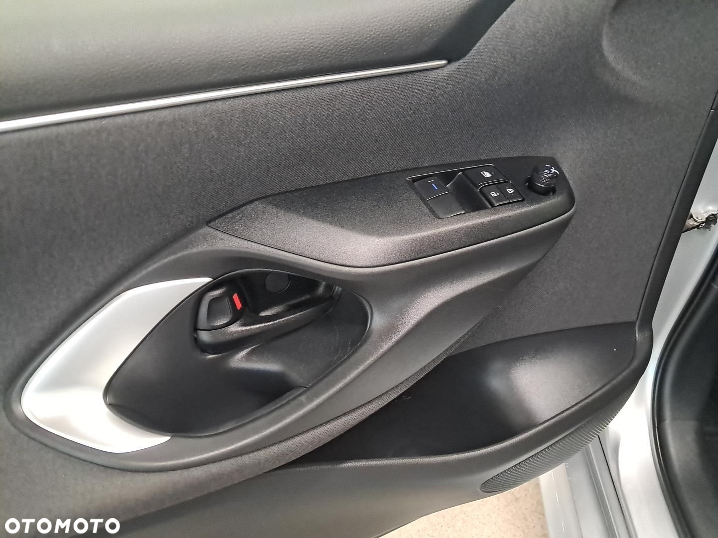 Toyota Yaris 1.5 Comfort CVT - 17
