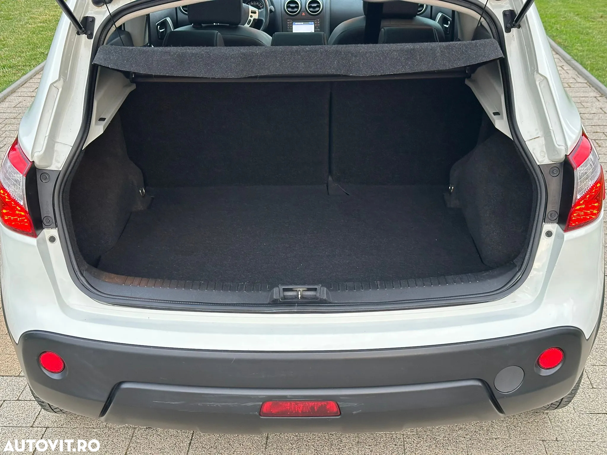 Nissan Qashqai 1.5 DCI Start/Stop Tekna - 23
