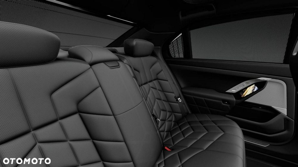BMW Seria 7 740d xDrive mHEV Nero Lusso Edition sport - 15