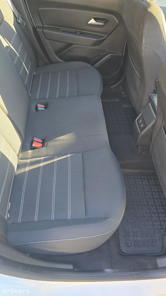 Dacia Duster 1.0 TCe Comfort - 26