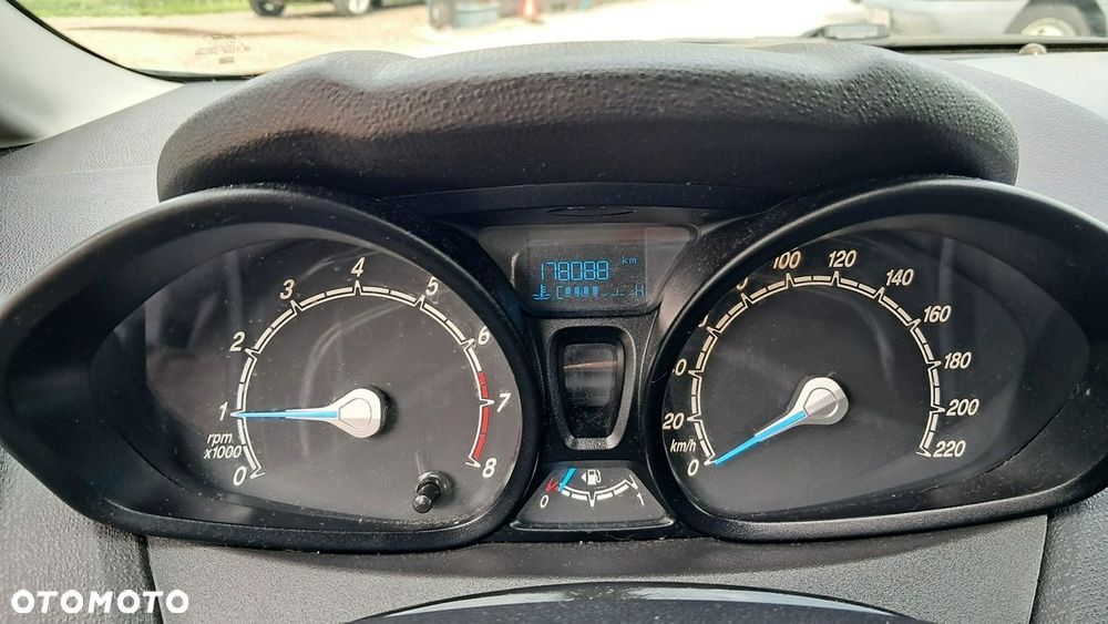 Ford Fiesta 1.25 Silver X Plus EU6 - 24
