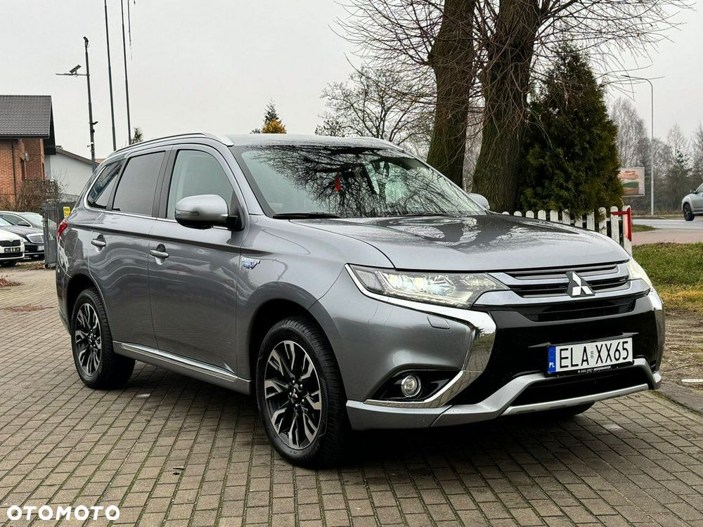 Mitsubishi Outlander - 20