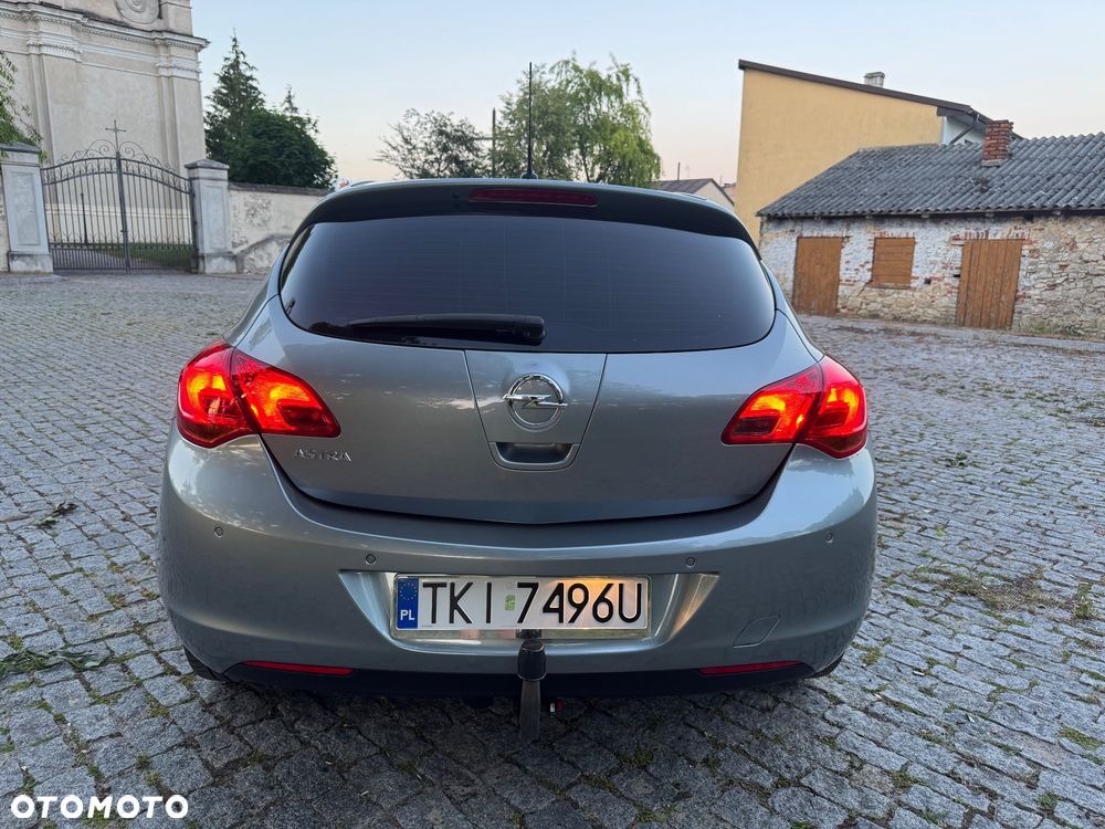Opel Astra 1.6 Color Edition - 18